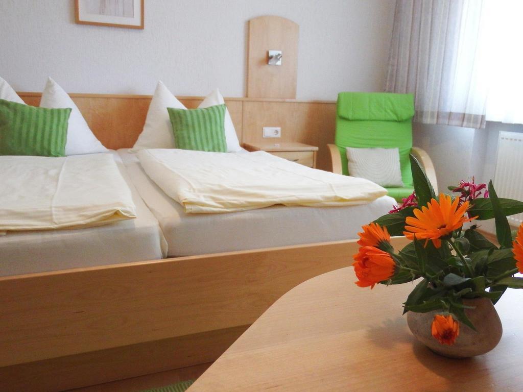 Haus Margarethe Hotel Mörbisch am See Buitenkant foto